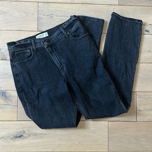 Dark wash Abercrombie jeans - 90s slim straight ultra high rise